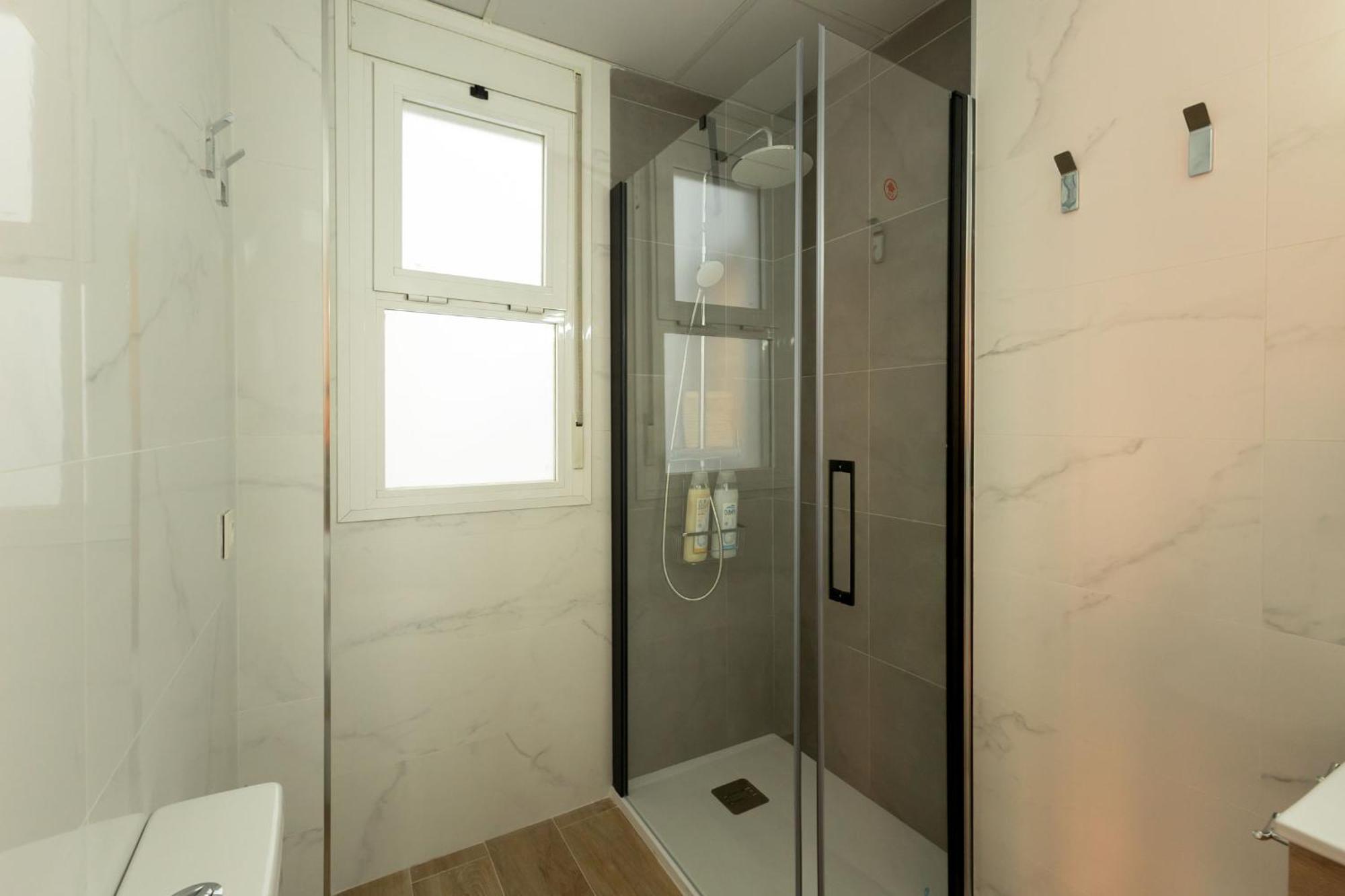 Charming 2 Bedroom Apartment At San Marcos Plaza By Ocityzen Séville Extérieur photo